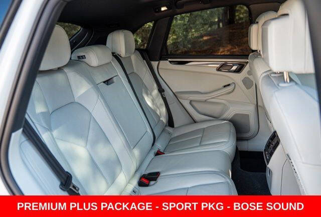 2024 Porsche Macan T
