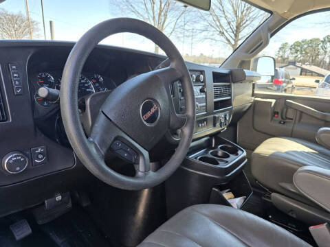 2022 GMC Savana 2500