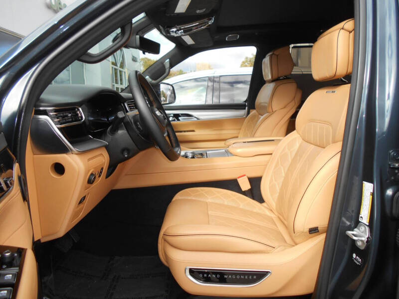 2023 Jeep Grand Wagoneer Series III