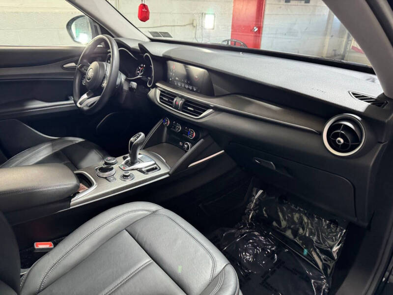 2020 Alfa Romeo Stelvio Ti