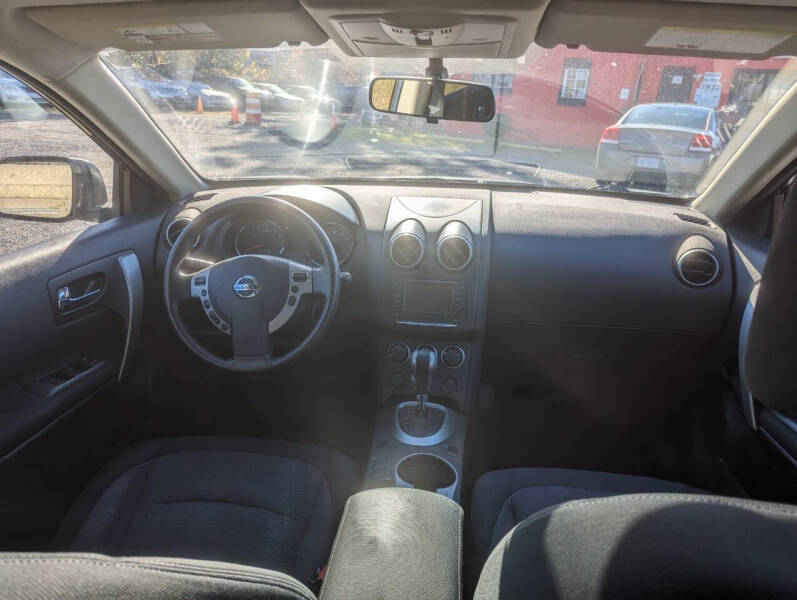 2013 Nissan Rogue SV w/SL Package