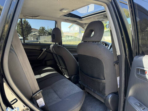 2005 Toyota RAV4