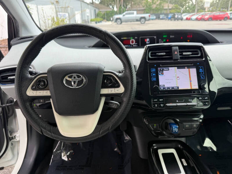 2017 Toyota Prius Three Touring