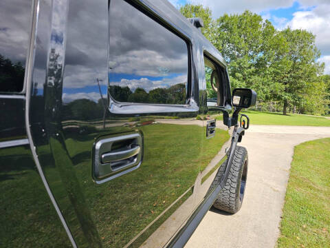 2003 HUMMER H2 Lux Series
