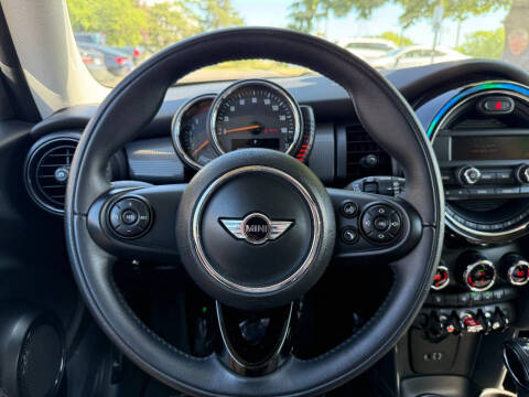 2015 MINI Hardtop 2 Door Cooper