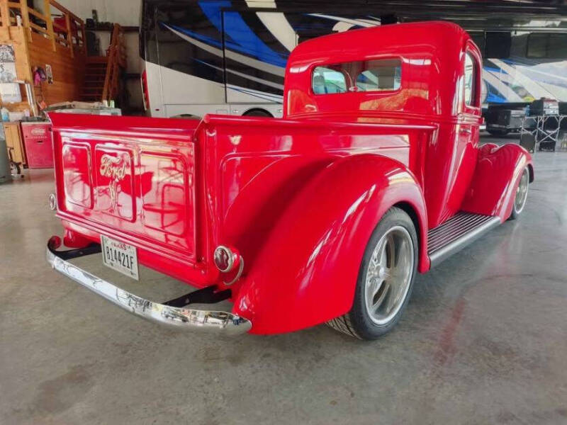 1937 Ford F-100
