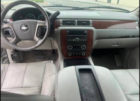 2012 Chevrolet Suburban LT