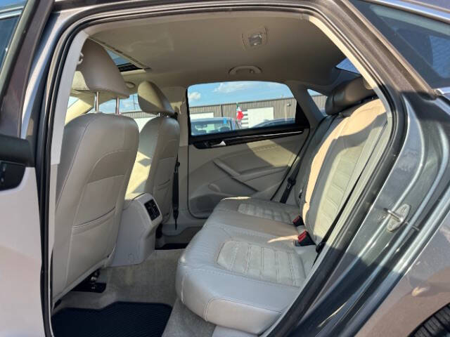 2015 Volkswagen Passat 2.0L TDI SEL Premium