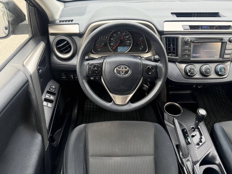 2014 Toyota RAV4 LE