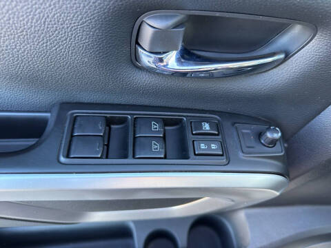 2024 Nissan Titan XD SV