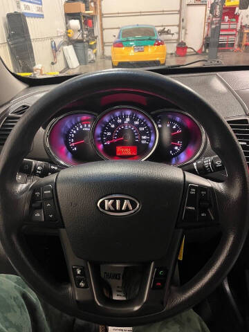 2012 Kia Sorento LX