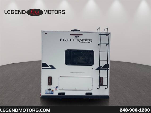 2021 Ford E-Series E-450 SD