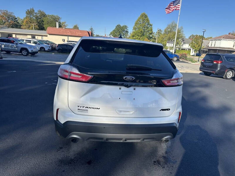 2022 Ford Edge Titanium