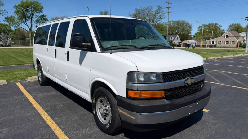 2017 Chevrolet Express LT 3500