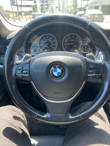 2016 BMW 5 Series 528i