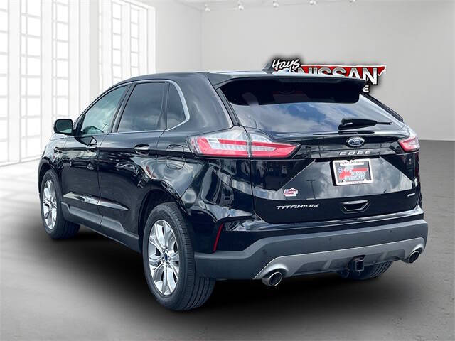 2022 Ford Edge Titanium