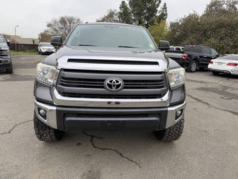2015 Toyota Tundra