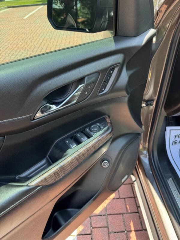 2020 GMC Acadia Denali