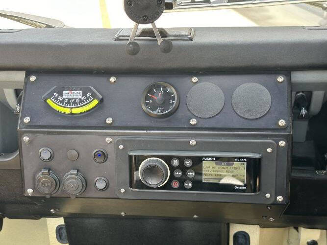 1990 Land Rover Defender