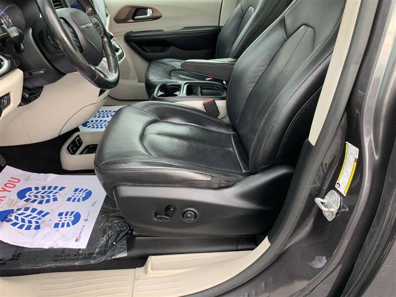 2019 Chrysler Pacifica Touring L