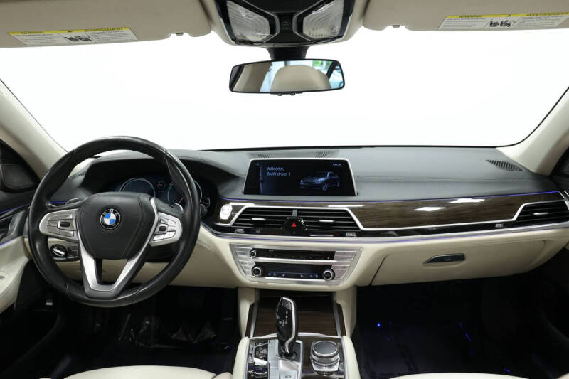 2016 BMW 7 Series 750i xDrive