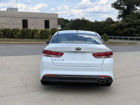 2018 Kia Optima LX