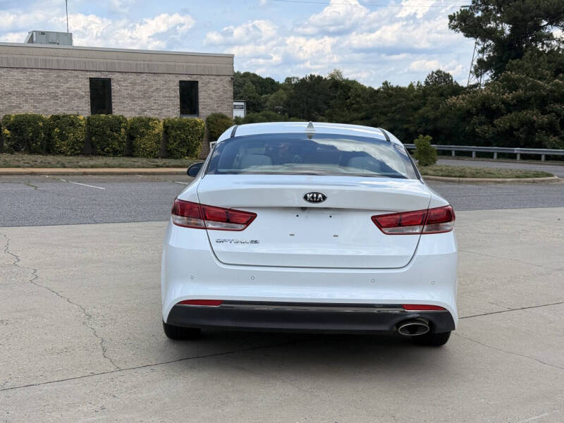 2018 Kia Optima LX