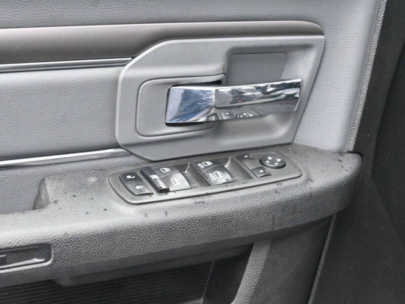 2021 RAM 1500 Classic SLT