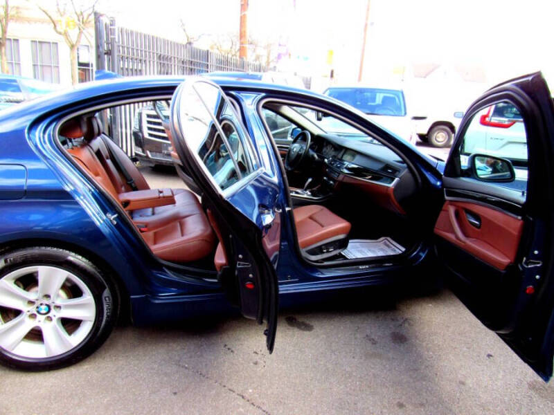 2012 BMW 5 Series 528i xDrive