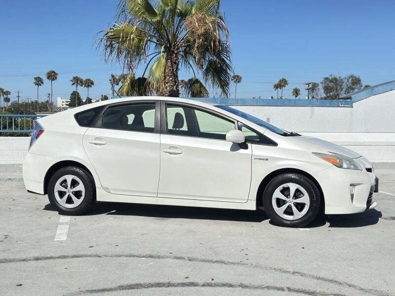 2012 Toyota Prius Two