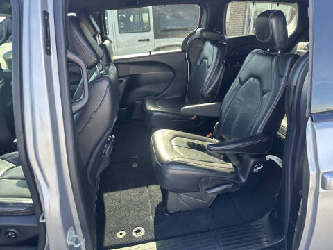 2019 Chrysler Pacifica Touring L