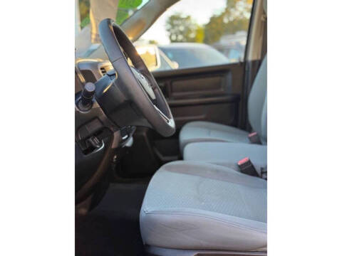 2019 RAM 1500 Classic Tradesman