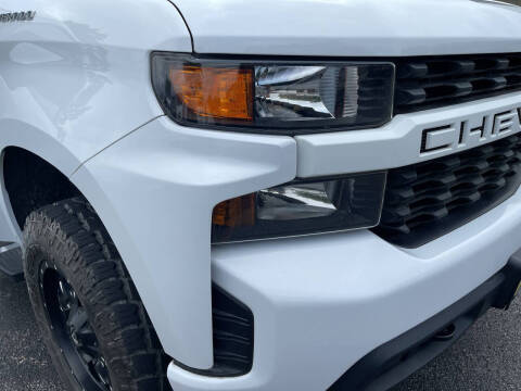 2020 Chevrolet Silverado 1500 Custom