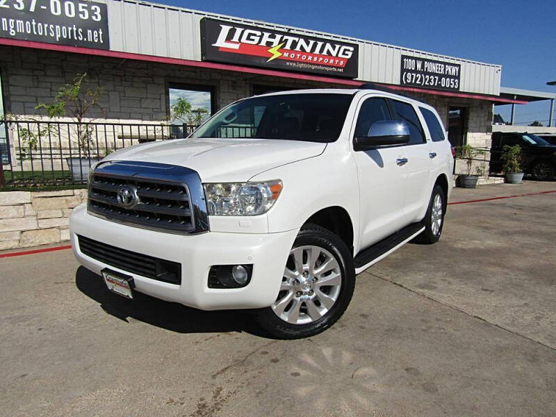 2012 Toyota Sequoia Platinum's photo