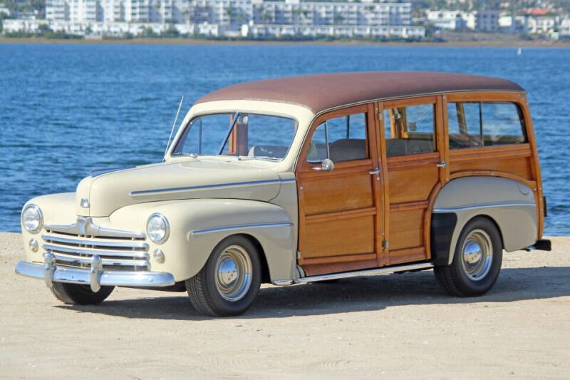 1948 Ford Super Deluxe