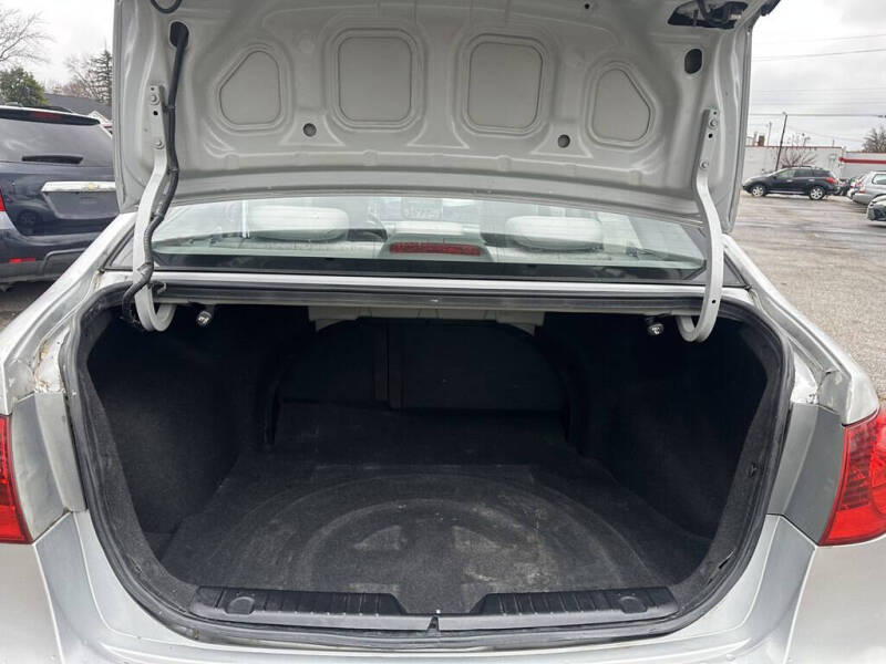 2010 Hyundai Elantra Blue