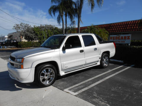 2004 Chevrolet Avalanche for sale at Uzdcarz Inc. in Pompano Beach FL