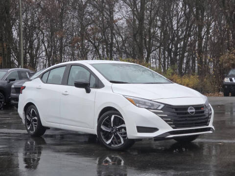 2025 Nissan Versa SR