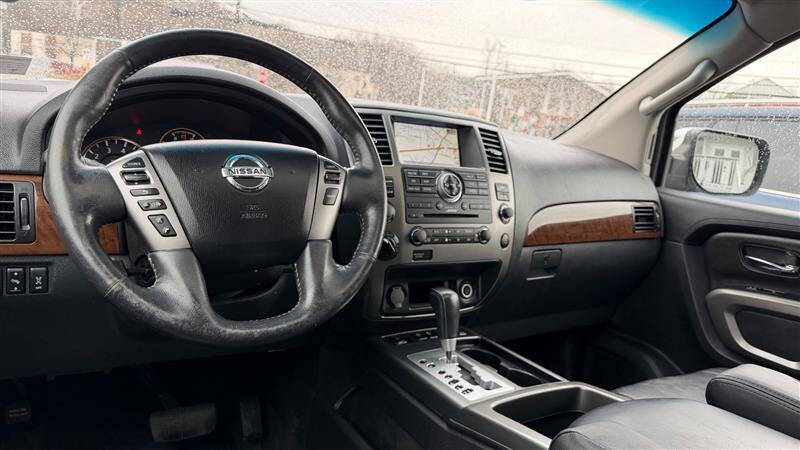 2015 Nissan Armada