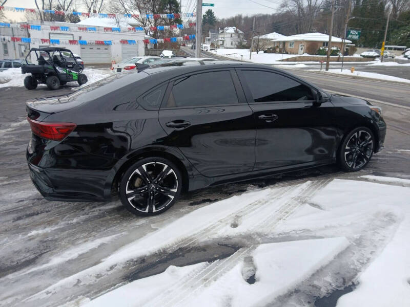 2021 Kia Forte GT Line