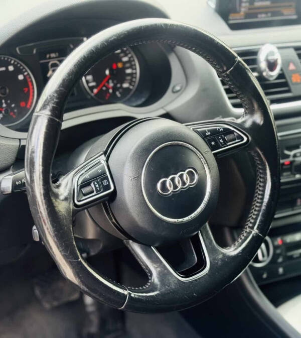 2017 Audi Q3 2.0T Premium