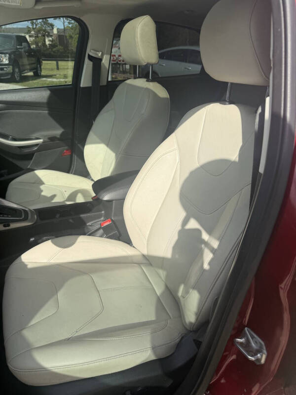 2017 Ford Focus Titanium
