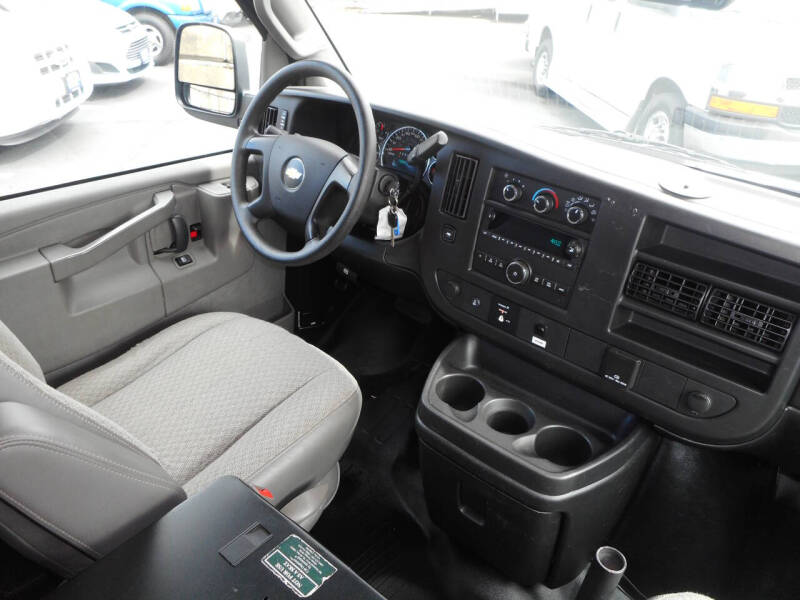 2016 Chevrolet Express 2500