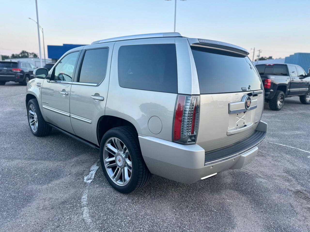 2014 Cadillac Escalade for sale at Dubb's Motors LLC in Great Bend, KS