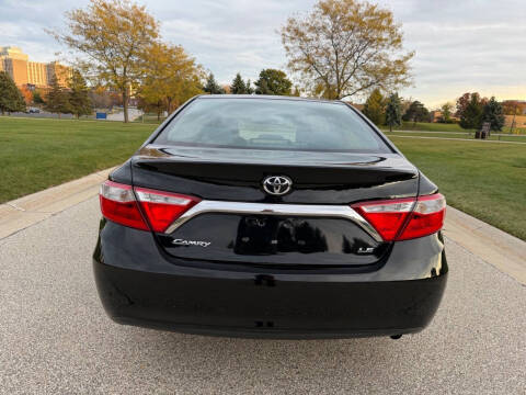 2016 Toyota Camry LE