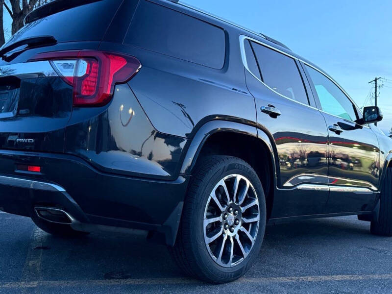 2020 GMC Acadia Denali