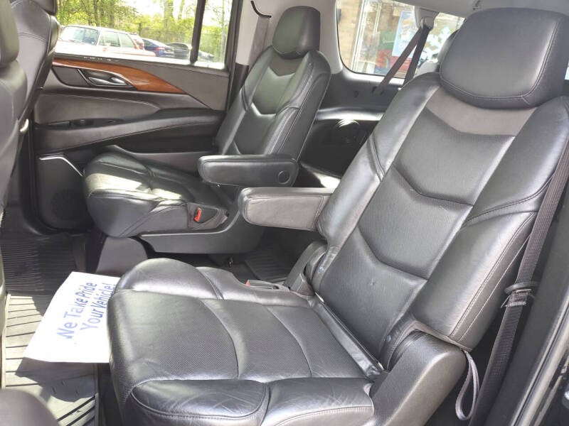 2019 Cadillac Escalade ESV Luxury