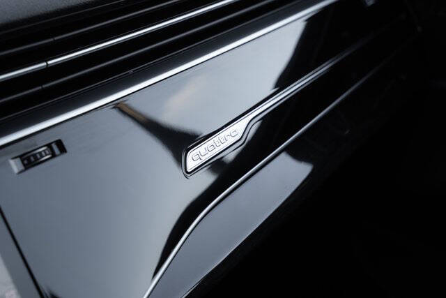 2023 Audi Q7 quattro Premium Plus 55 TFSI