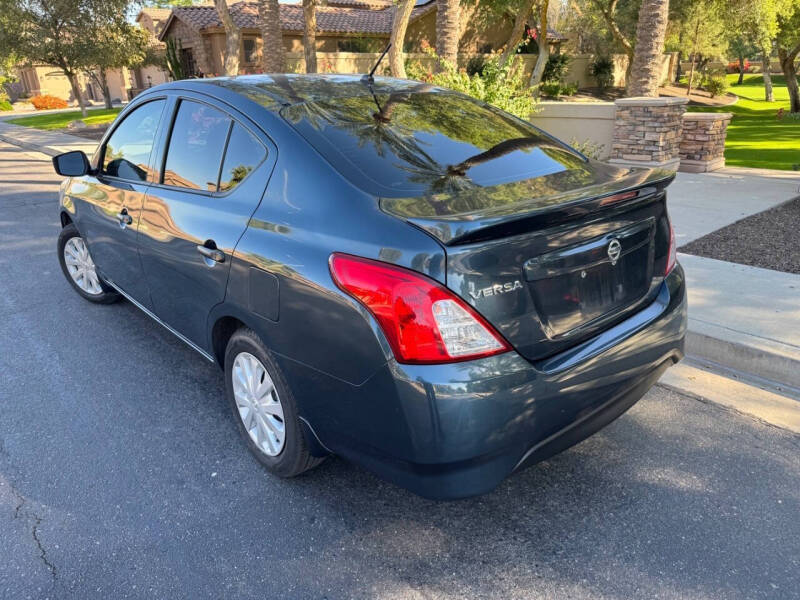 2017 Nissan Versa 1.6 S Plus