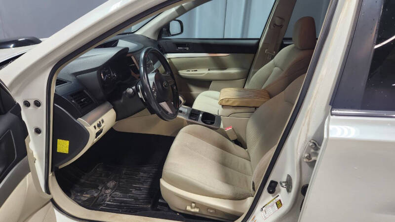 2011 Subaru Outback 2.5i Premium